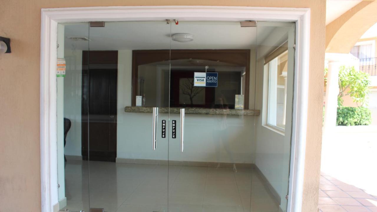 Hotel La Villa Torreon Exterior photo