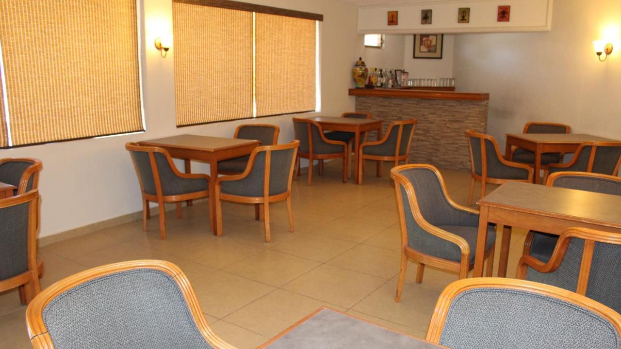 Hotel La Villa Torreon Exterior photo